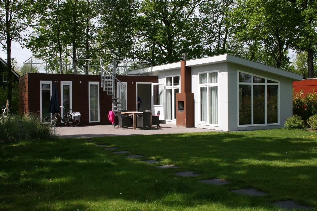 Luxe en eigentijds vakantiechalet voor 6 personen in Limburg, Vakantie, Vakantiehuizen | Nederland, Bemiddelingsbureau, Limburg