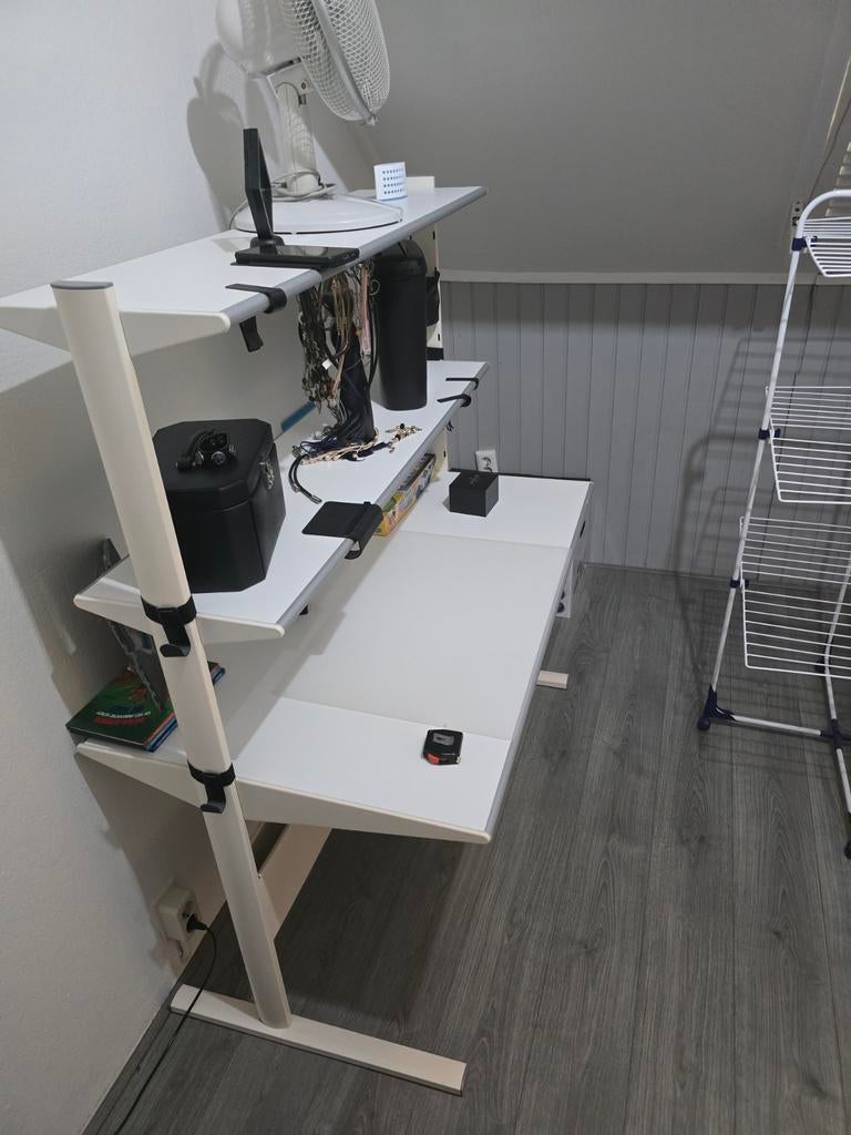 Bureau, Huis en Inrichting, Bureaus, Ophalen, Zo goed als nieuw