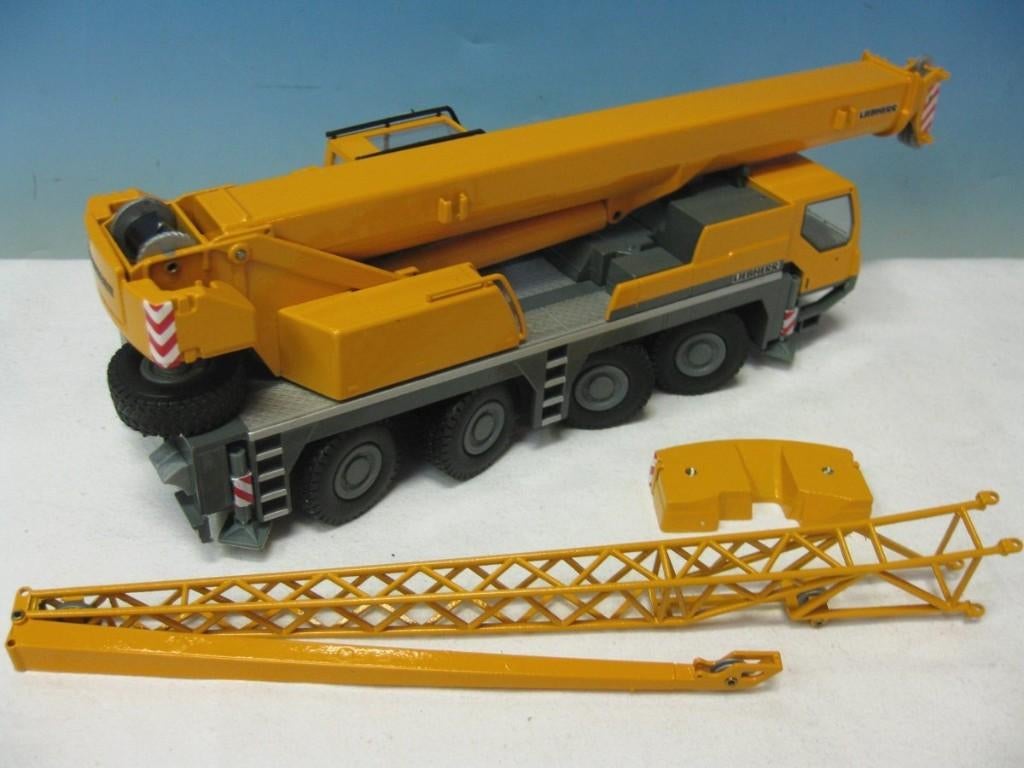 CONRAD 2100 / 0 LIEBHERR LTM 1070.4, Ophalen of Verzenden, Nieuw, Hijskraan, Tractor of Landbouw, Conrad