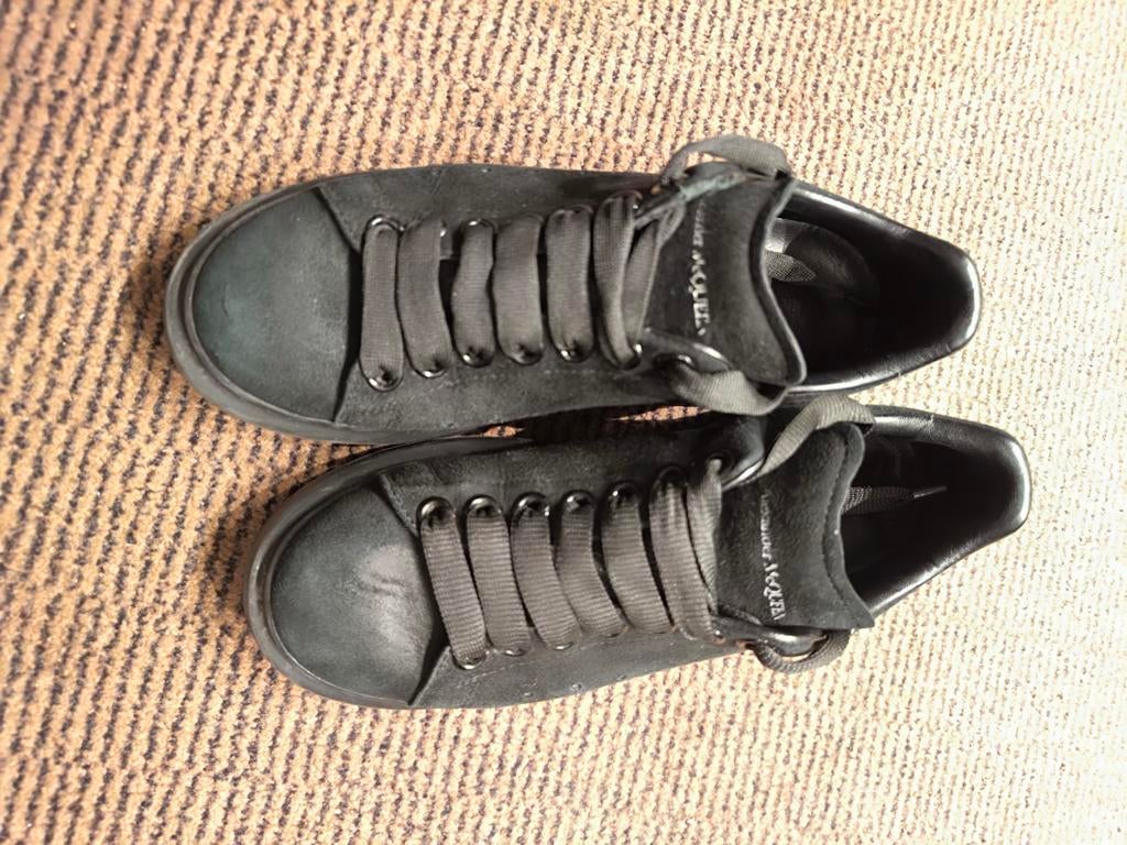 Alexander McQueen oversized, Kleding | Dames, Schoenen, Zo goed als nieuw, Ophalen of Verzenden