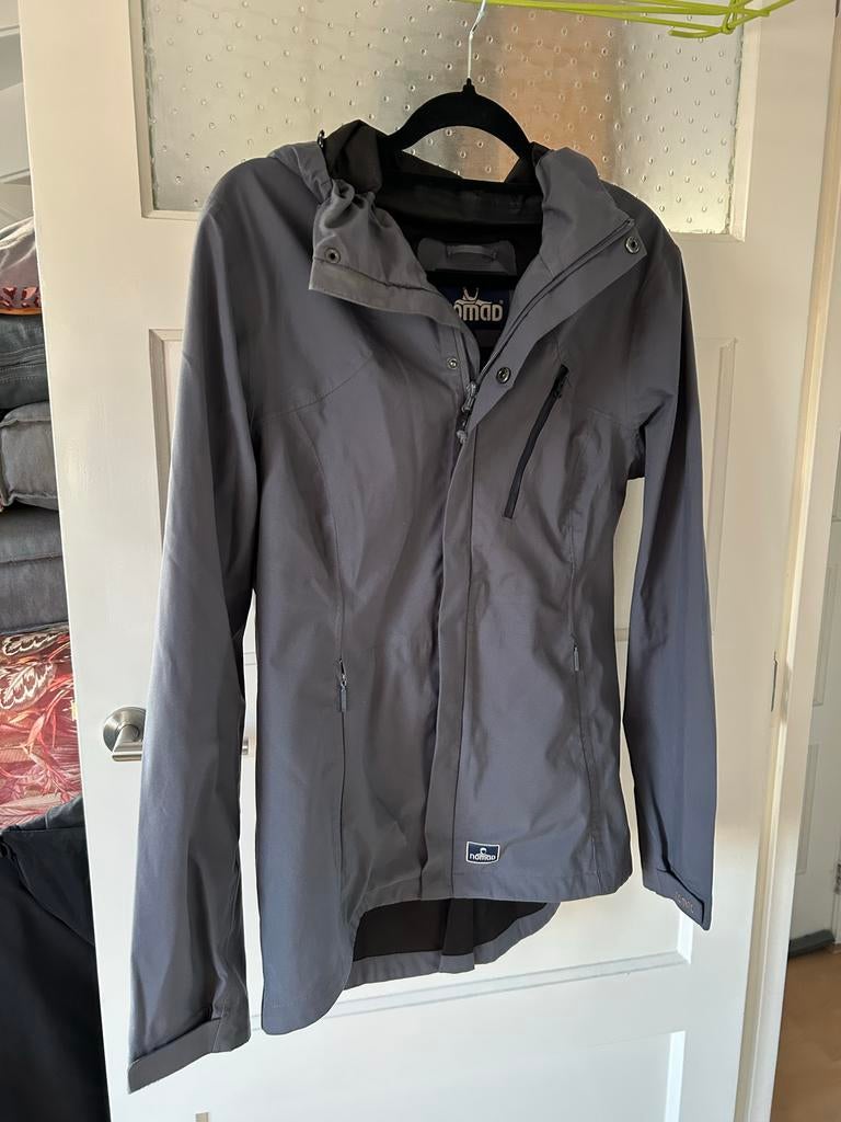 Nomad grijze outdoor jas, Kleding | Dames, Ophalen of Verzenden, Gedragen, Maat 42/44 (L), Grijs