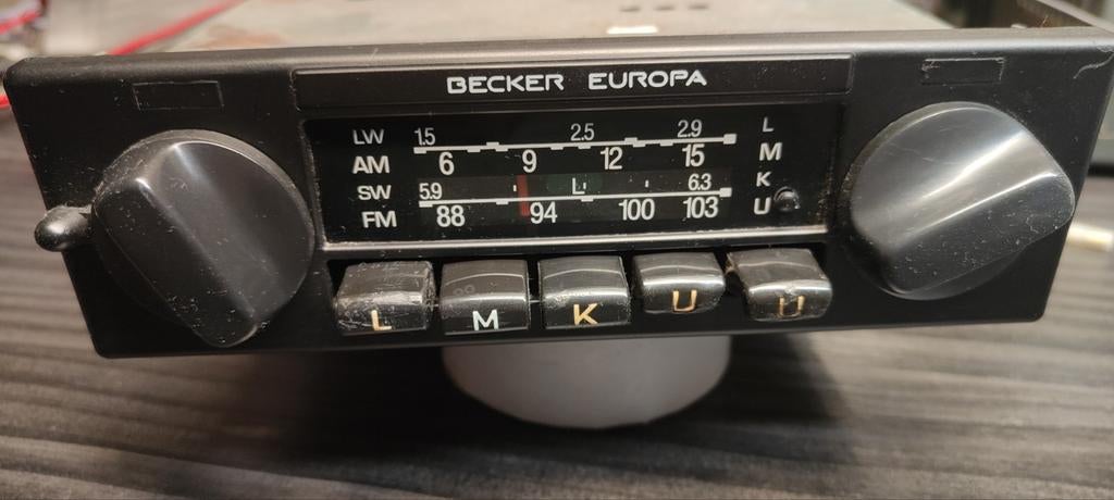 Becker Europa klassieke autoradio, Ophalen of Verzenden