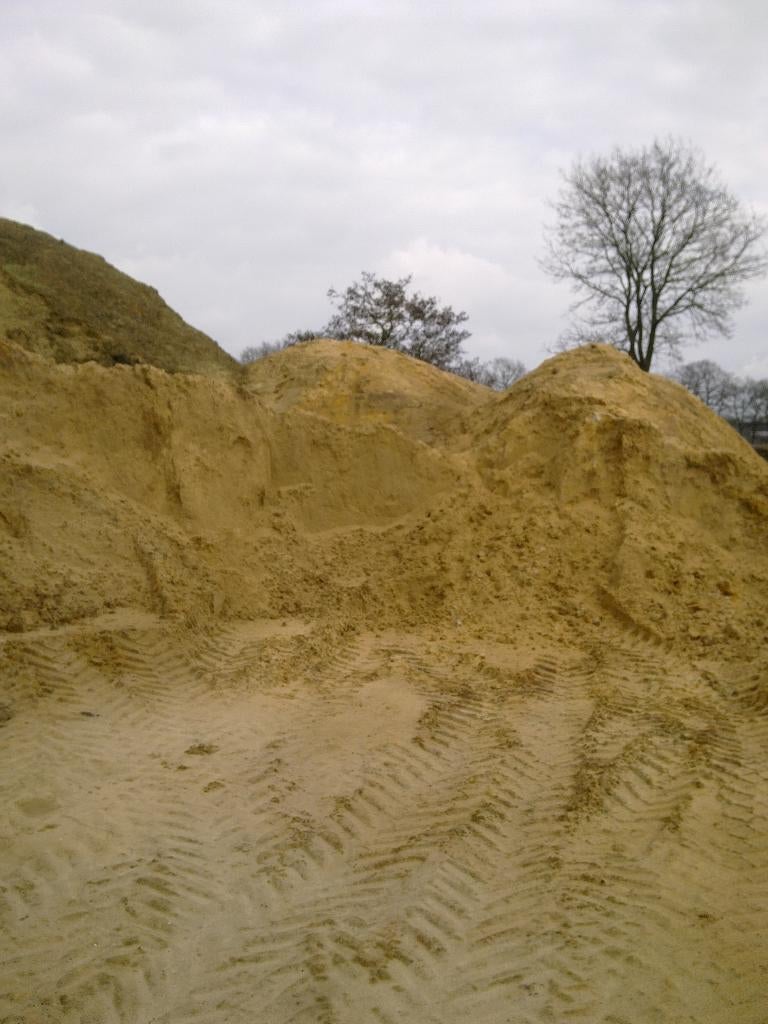 Vulzand straatzand metselzand zand zwarte grond teelaarde, Tuin en Terras, Ophalen of Verzenden, Gebruikt, Straatzand