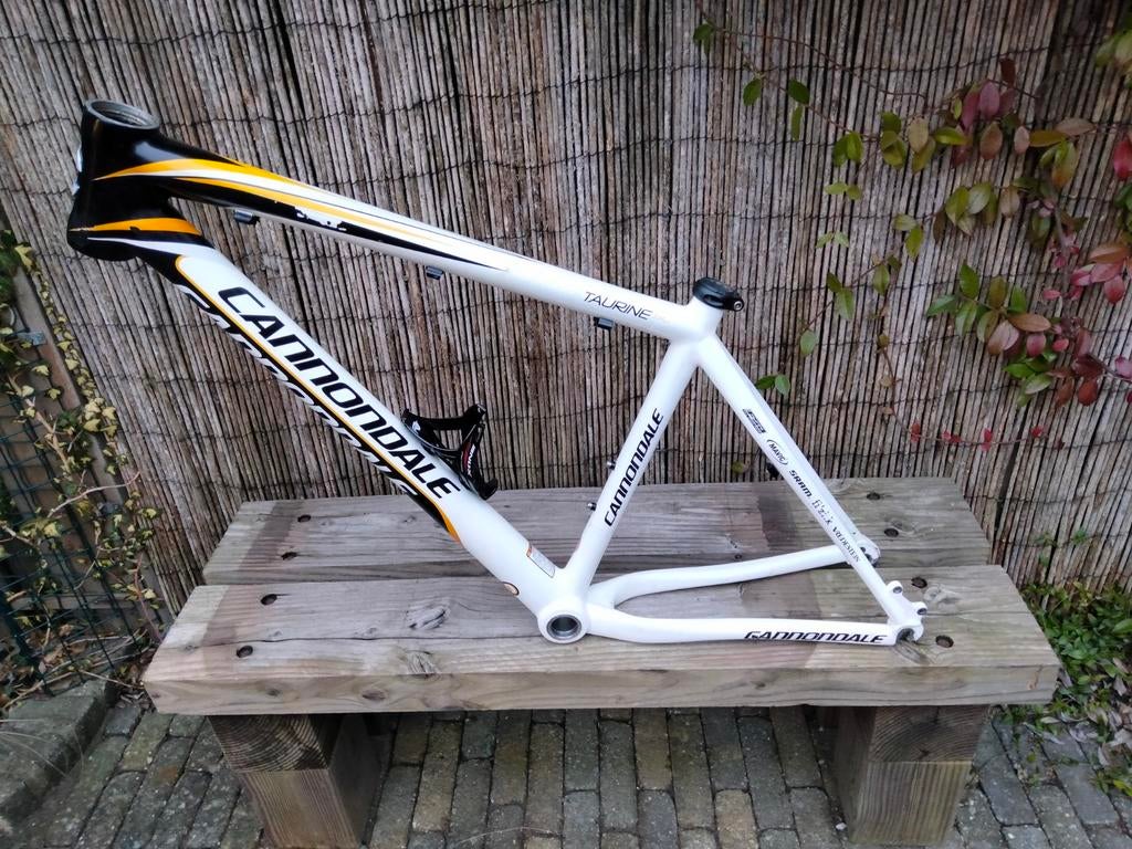 2x Cannondale taurine sl carbon frame carbon 26inch, Fietsen en Brommers, Fietsonderdelen, Ophalen of Verzenden, Frame
