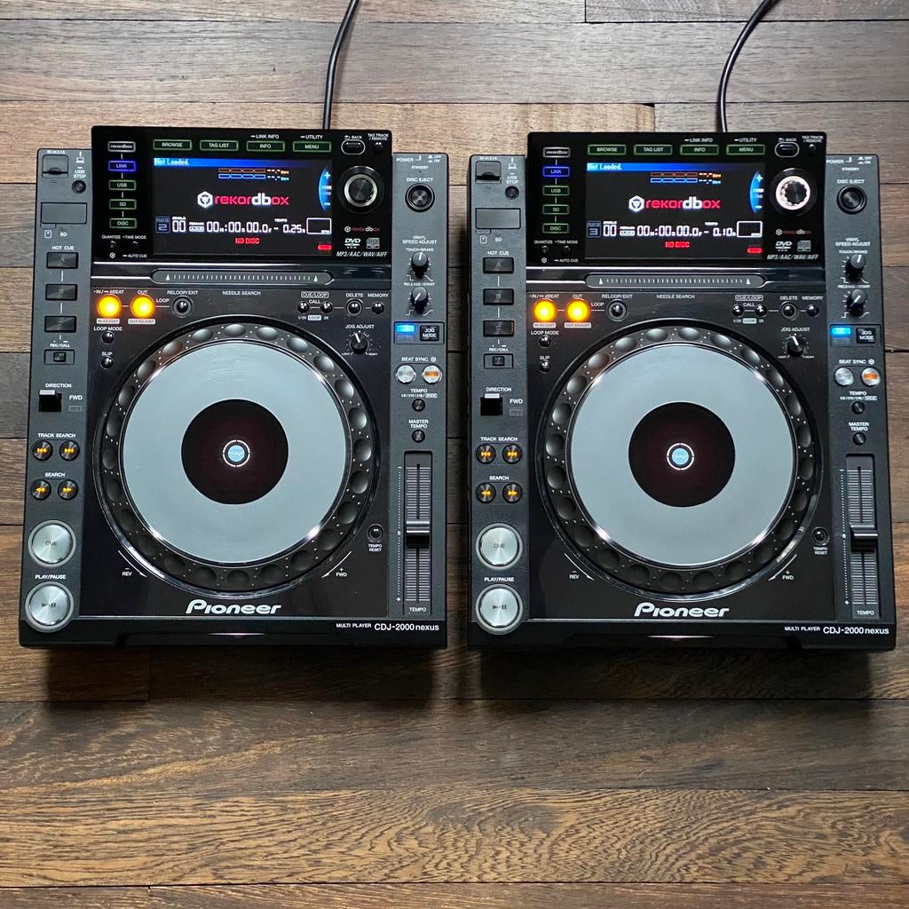 2x Pioneer CDJ2000NXS (incl Decksavers), Ophalen of Verzenden, Zo goed als nieuw, Pioneer