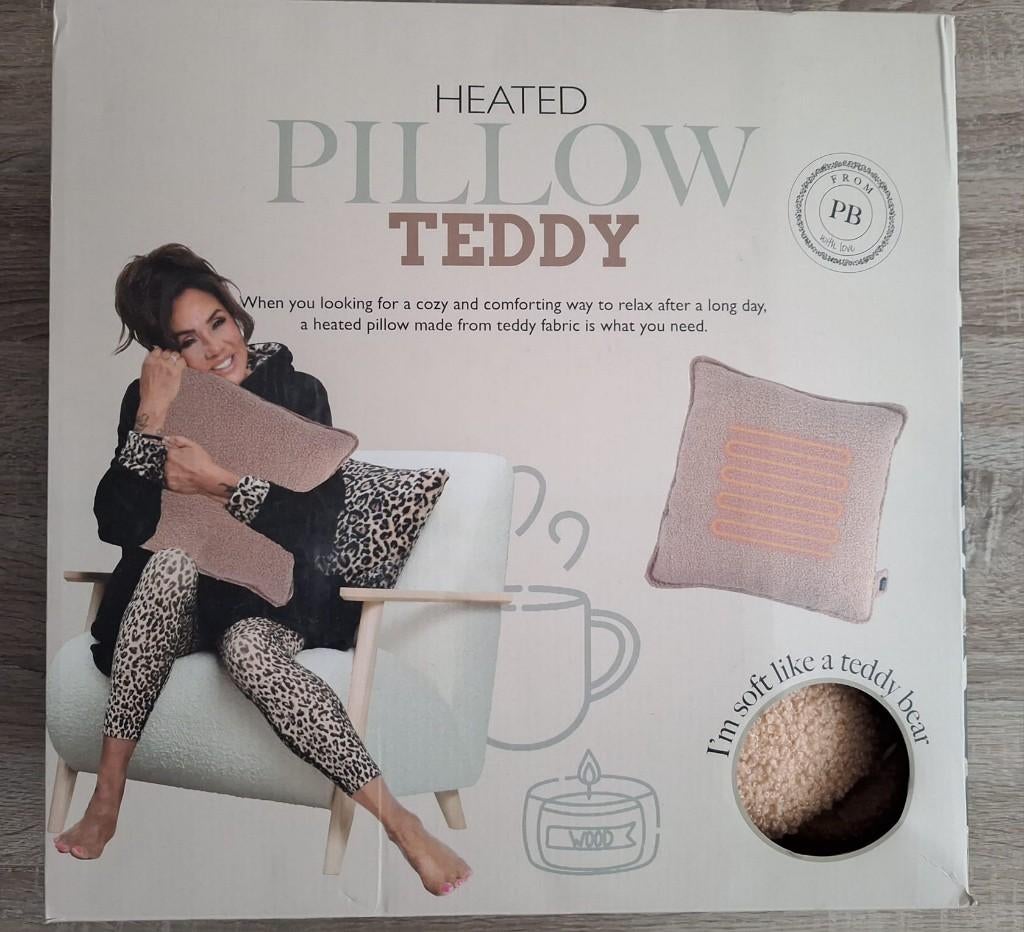 Teddy Pillow van Patty Brard, Huis en Inrichting, Woonaccessoires | Kussens, Ophalen of Verzenden, Zo goed als nieuw, Beige, Vierkant