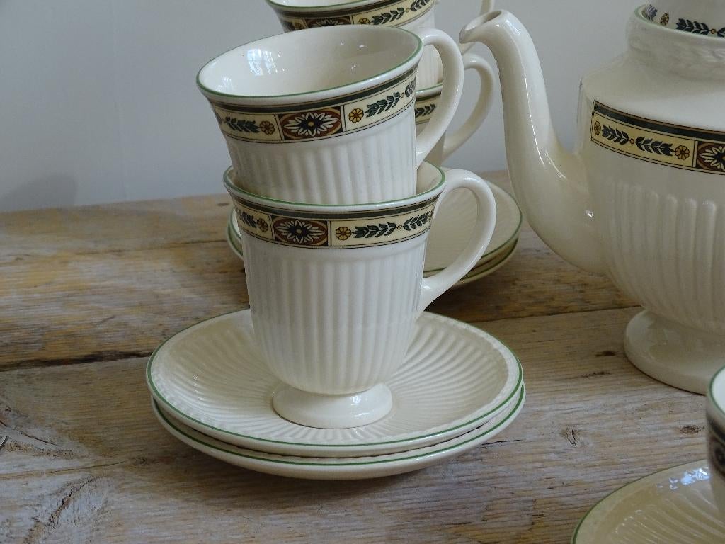 Servies, Wedgwood, Queen's Ware, CARLTON, zo goed als nieuw, Ophalen of Verzenden