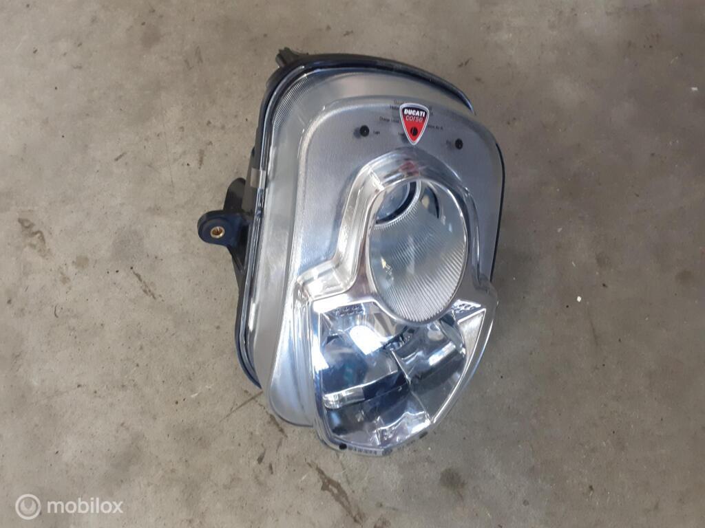 Koplamp origineel lamp Multistrada 620 1000 1100, Gebruikt, Factorystore.service@ducati.com, Ophalen of Verzenden, Via Antonio Cavalieri Ducati, 74/5, 74/6, 40132 Bologna BO