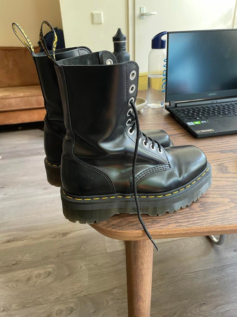 Dr. Martens Limited Edition Platform - Zo goed als nieuw!, Kleding | Dames, Schoenen, Zwart, Lage of Enkellaarzen, Ophalen of Verzenden