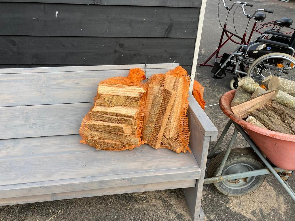 Zakken gedroogd en gekloofd haardhout, Tuin en Terras, Minder dan 3 m³, Ophalen, Overige houtsoorten