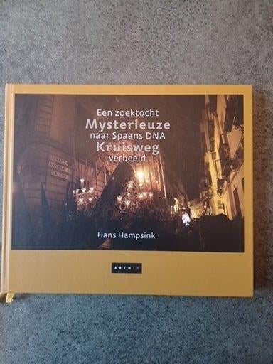Hans Hampsink - Mysterieuze Kruisweg, Boeken, Fotografie algemeen, Nieuw, Ophalen of Verzenden, Hans Hampsink