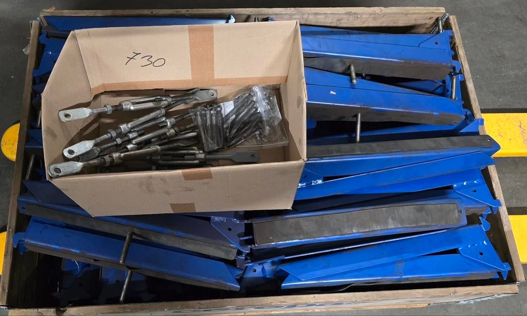 Partij draagarmstelling Schäfer 15 staanders 120armen A-merk, Zakelijke goederen, Kantoor en Winkelinrichting | Magazijn, Stelling en Opslag