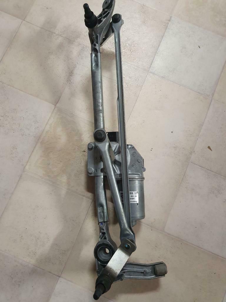 RUITENWISSERS MOTOR EN INSTALLATIE BMW M3 E90 E91 E92 E93, Ophalen of Verzenden, Gebruikt, BMW