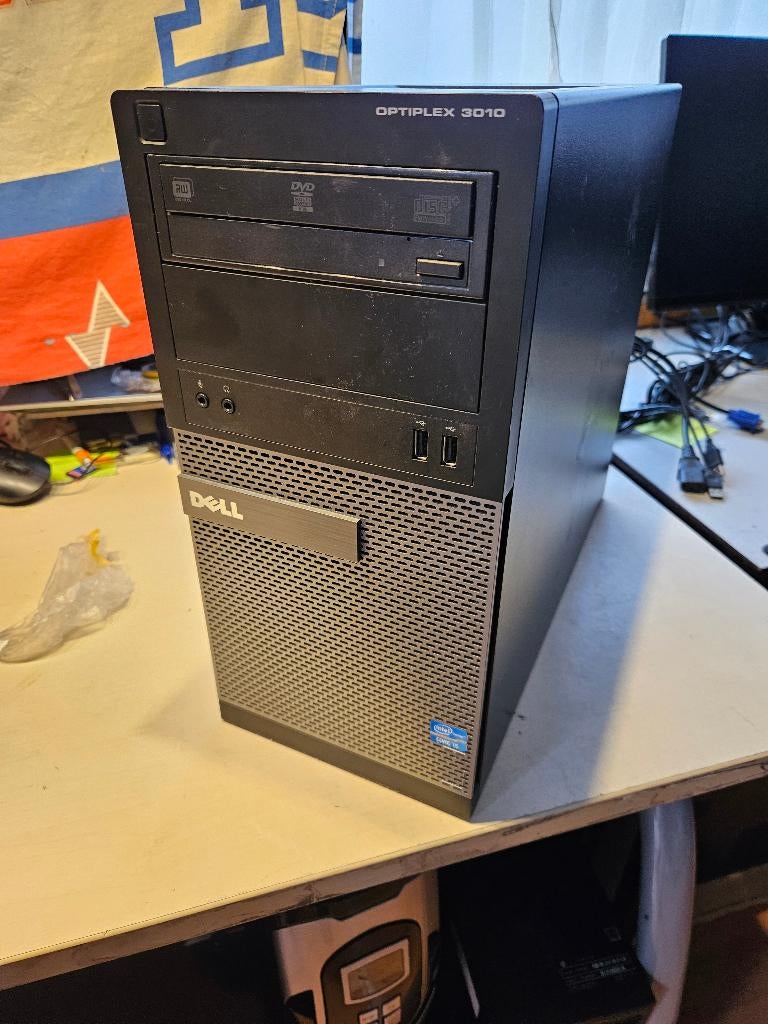 Dell intel core i5 8GB Ram 250GB ssd Windows 11 64bit, Computers en Software, Processors, Ophalen of Verzenden, Zo goed als nieuw