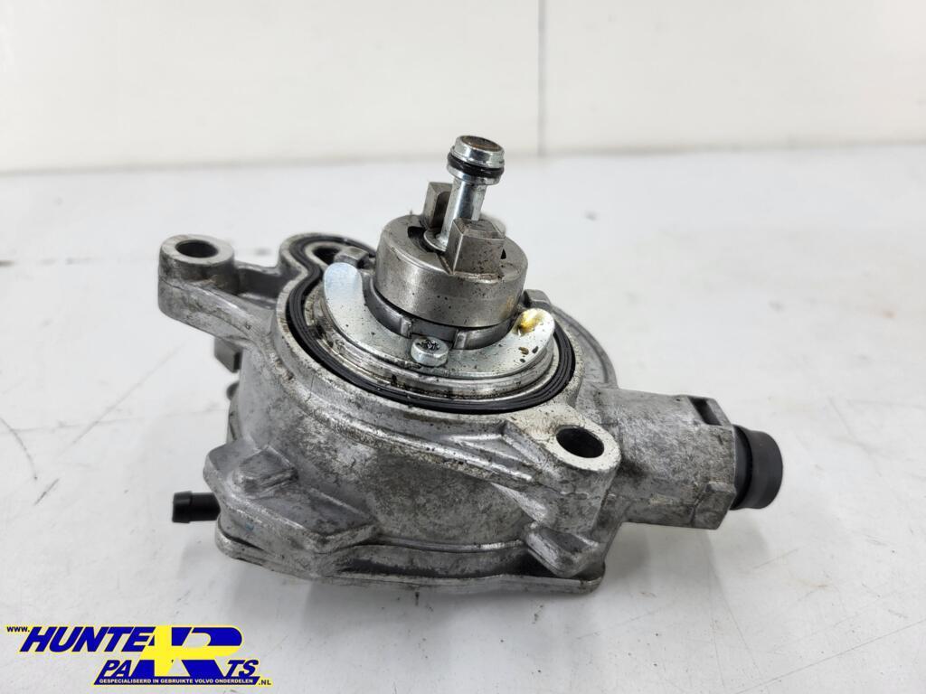 Vacuumpomp Volvo V70/V60/S60/V40 D5244T15 ('07-'17) 31375107, Gebruikt, Ophalen of Verzenden, Volvo, Volvo