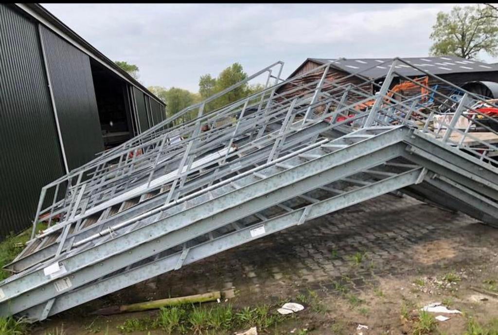 Bordestrap gegalvaniseerd trap 2.8m 3.00 3.2m en nog meer ma, Ophalen of Verzenden, Zo goed als nieuw, Trap