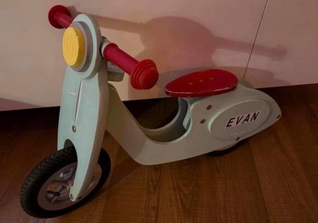 Janod Loopscooter - Retro Stijl, Ophalen of Verzenden, Zo goed als nieuw, Loopfiets