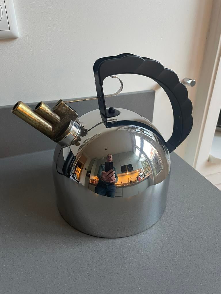 Alessi fluitketel 9091, Witgoed en Apparatuur, 2 liter of meer, Ophalen, Zo goed als nieuw