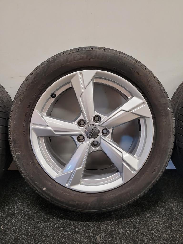 18 inch Origineel Audi A6 C8 Q2 Q3 5x112 Zomerbanden S-line, Gebruikt, Banden en Velgen, Ophalen of Verzenden, Audi