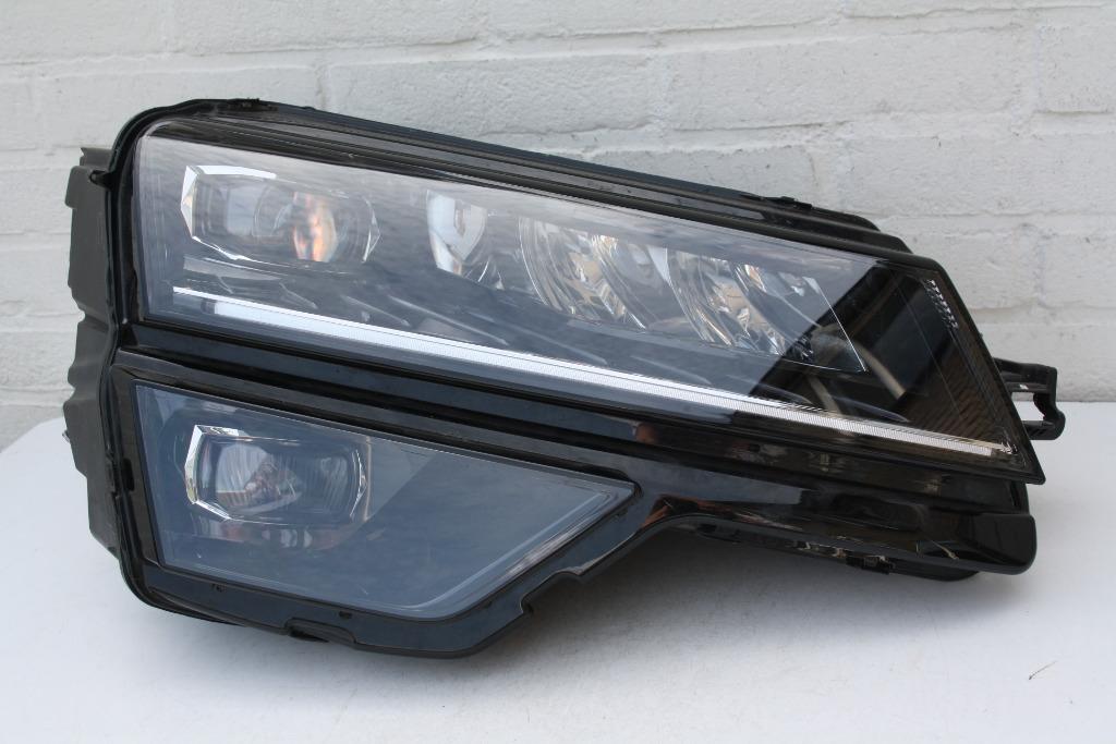 Koplamp Skoda Karoq LED 016 rechts Origineel! Mooi Compleet, Ophalen of Verzenden, Gebruikt, Skoda