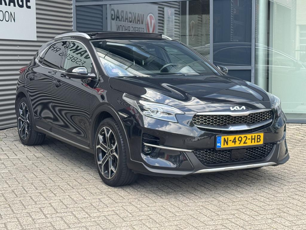 Kia Xceed 1.0 T-GDi Black Edition NAVI/CAM,SCHUIFDAK, Voorwielaandrijving, Gebruikt, Zwart, Origineel Nederlands