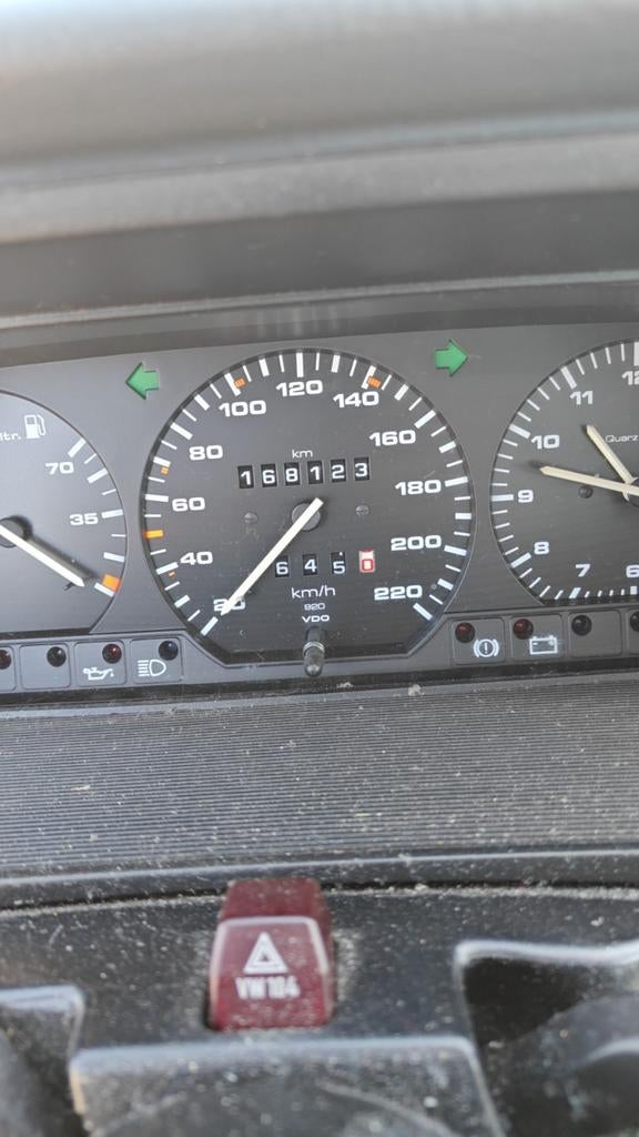 Passat uit 19-94 1600 automaat, foto 7
