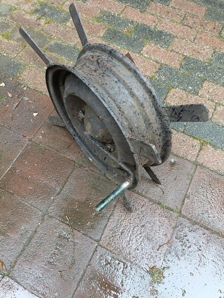Oersterke slangen haspel, Ophalen, Kunststof