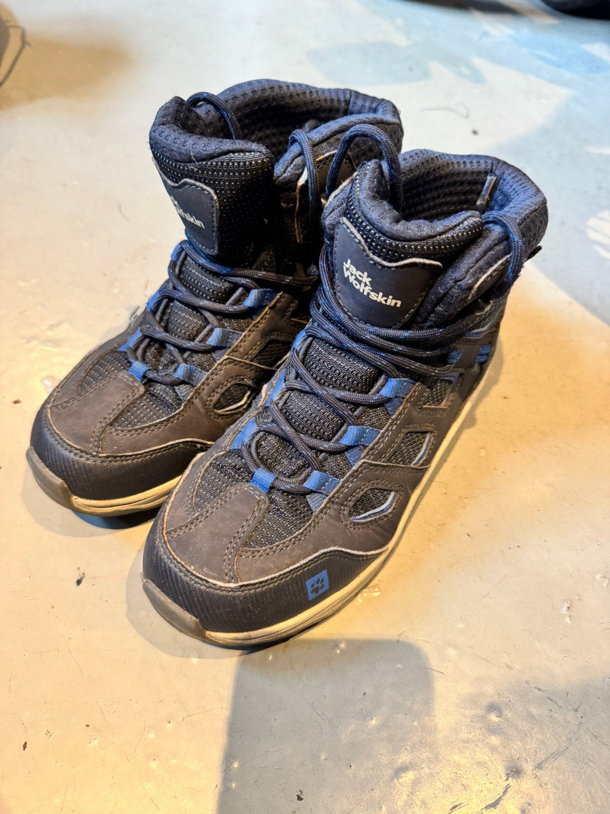 Jack Wolfskin bergschoenen wandelschoenen maat 34, Ophalen of Verzenden, Zo goed als nieuw, Schoenen