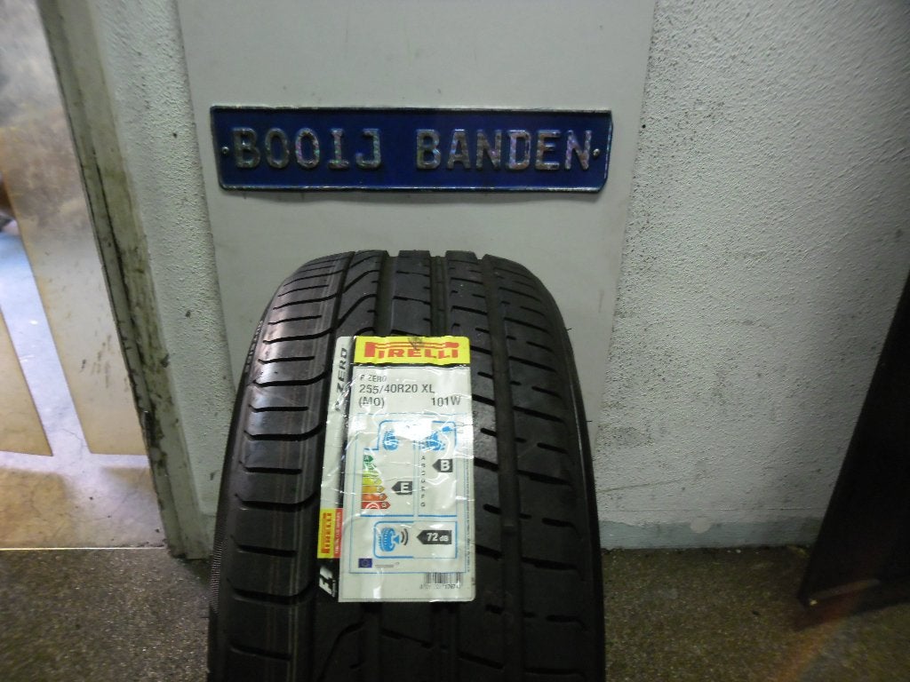 255 40 20 nieuwe pirelli p zero, Auto-onderdelen, Banden en Velgen, 255 mm, Banden en Velgen, Nieuw, Ophalen of Verzenden