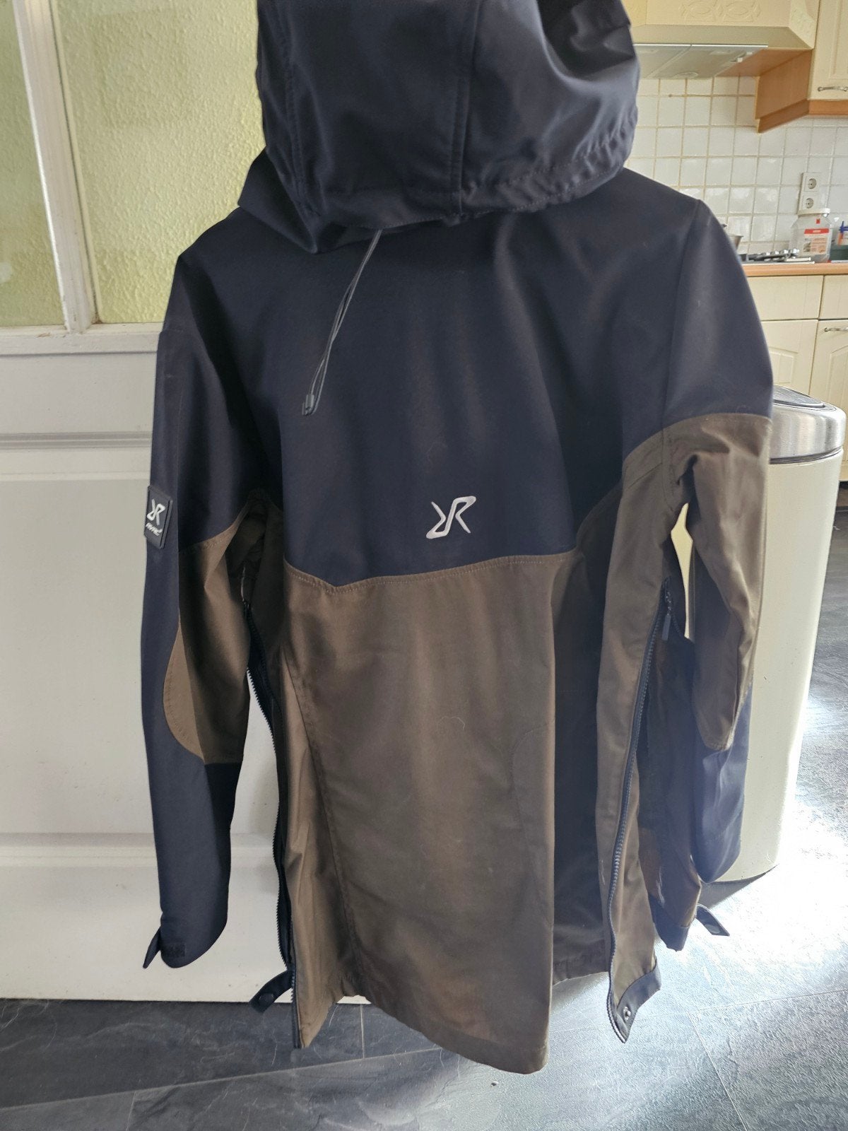 RevolutionRace Outdoor Anorak Dames Mud Maat L, Bruin, Maat 42/44 (L), RevolutionRace, Ophalen of Verzenden
