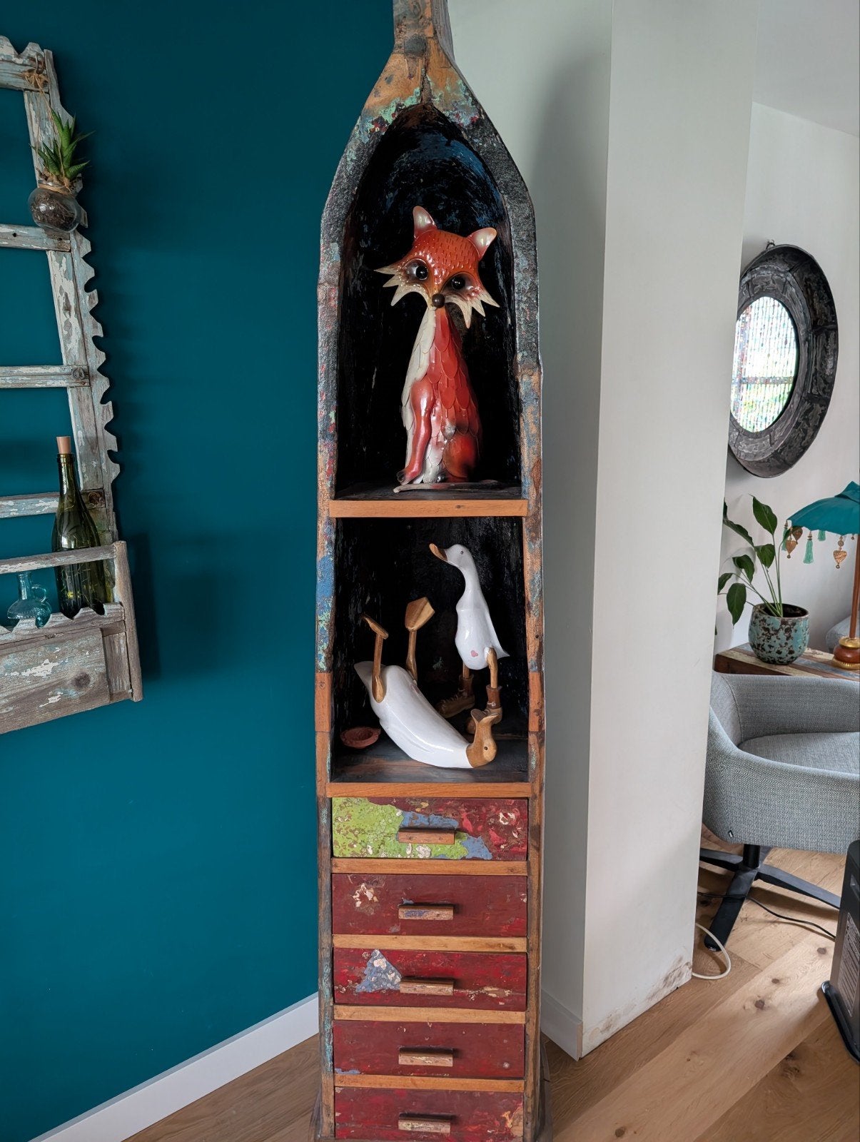 Unieke Boekenkast/Kast in de vorm van een Boot, Ophalen, Gebruikt