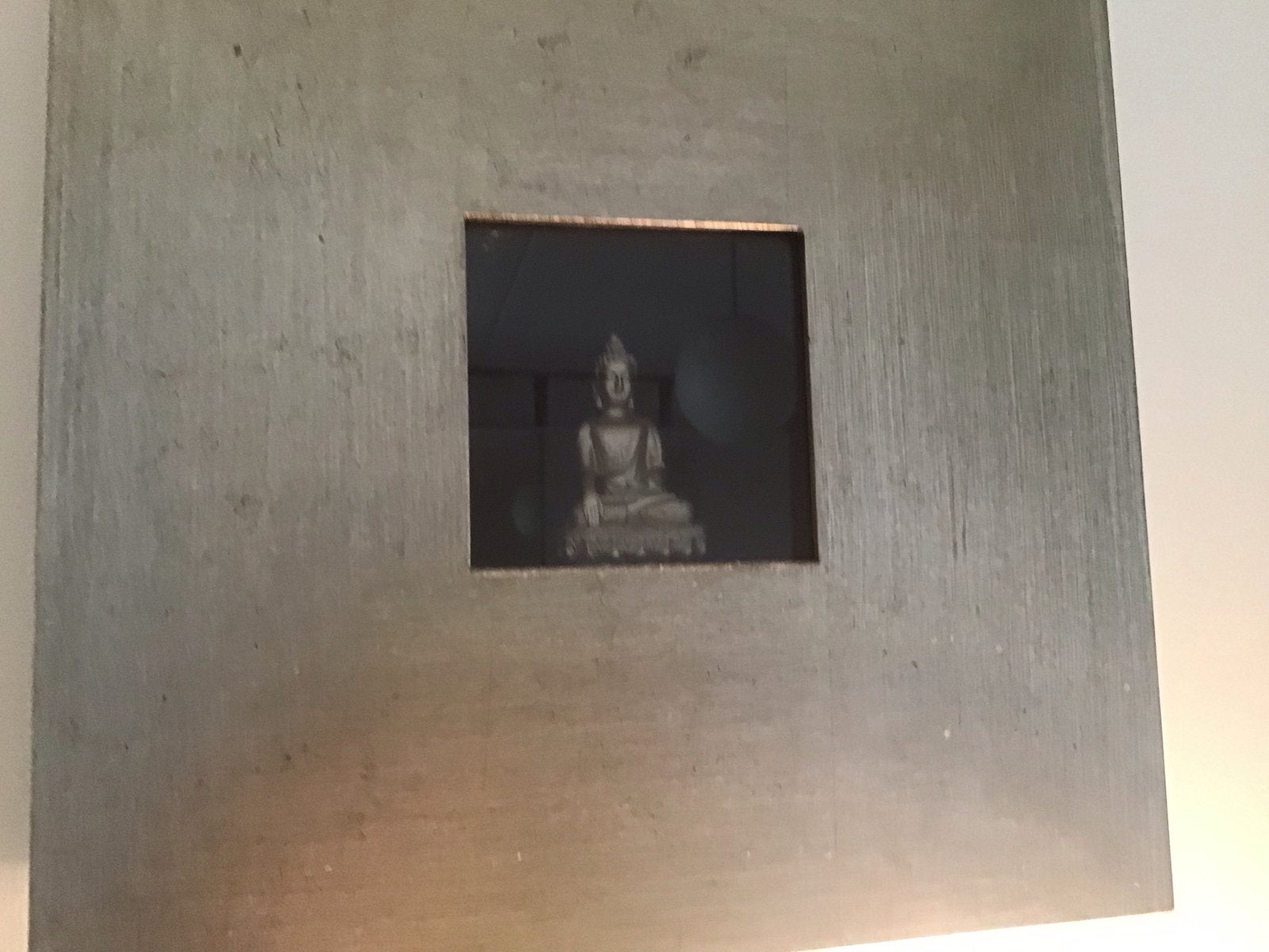 Boeddha achter glas - 42x42x5 cm, Ophalen of Verzenden, Gebruikt, Glas, Grijs