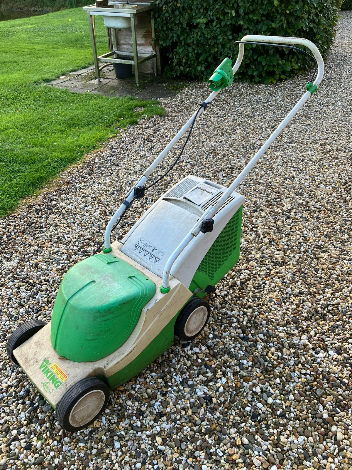 Viking grasmaaier elektrisch 40 cm, Tuin en Terras, Ophalen, Gebruikt, Elektrische grasmaaier, Opvangbak