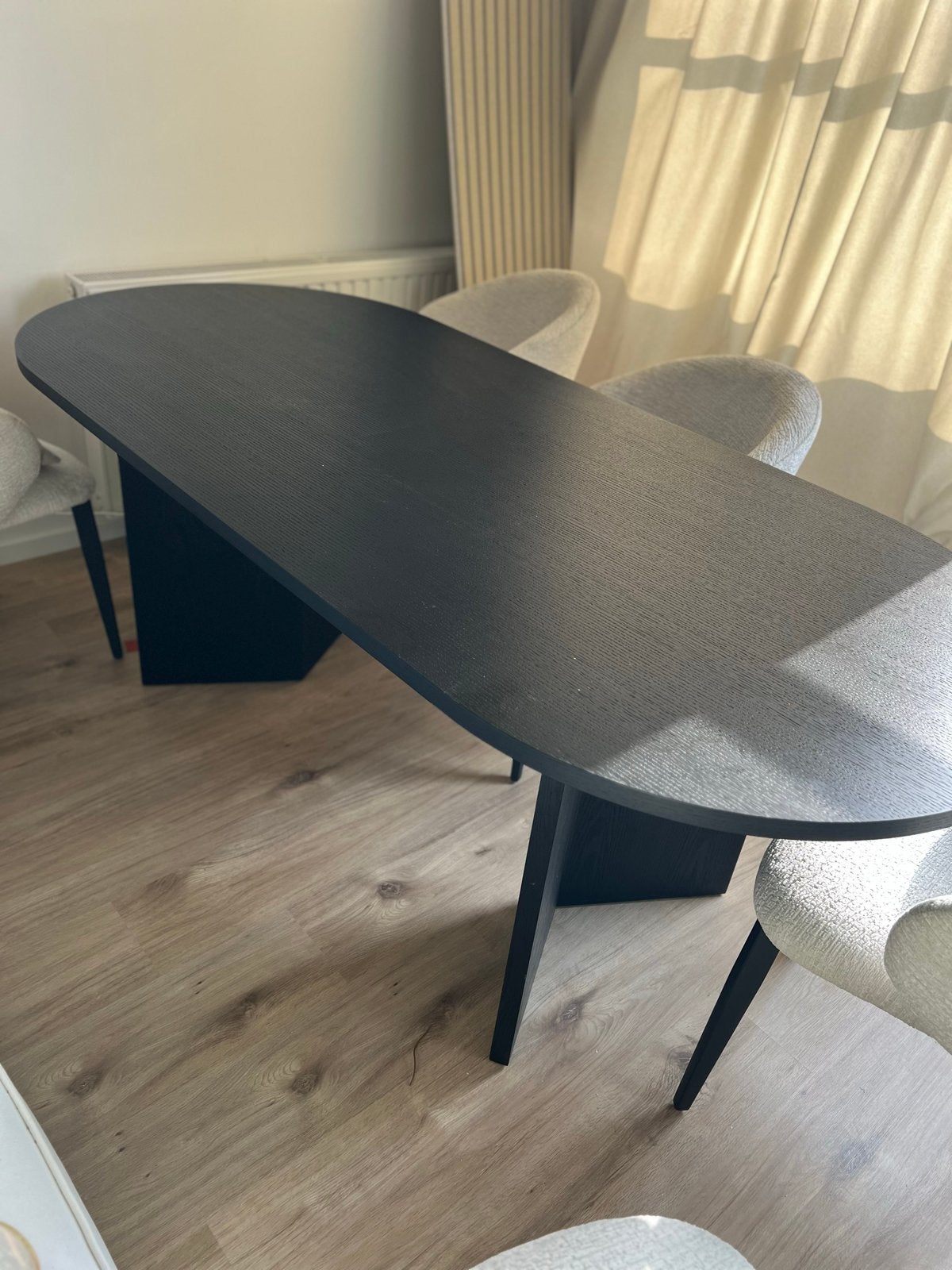 Eettafel Ovaal Zwart Hout 200x90 cm, Zo goed als nieuw, 150 tot 200 cm, Vier personen, Ovaal