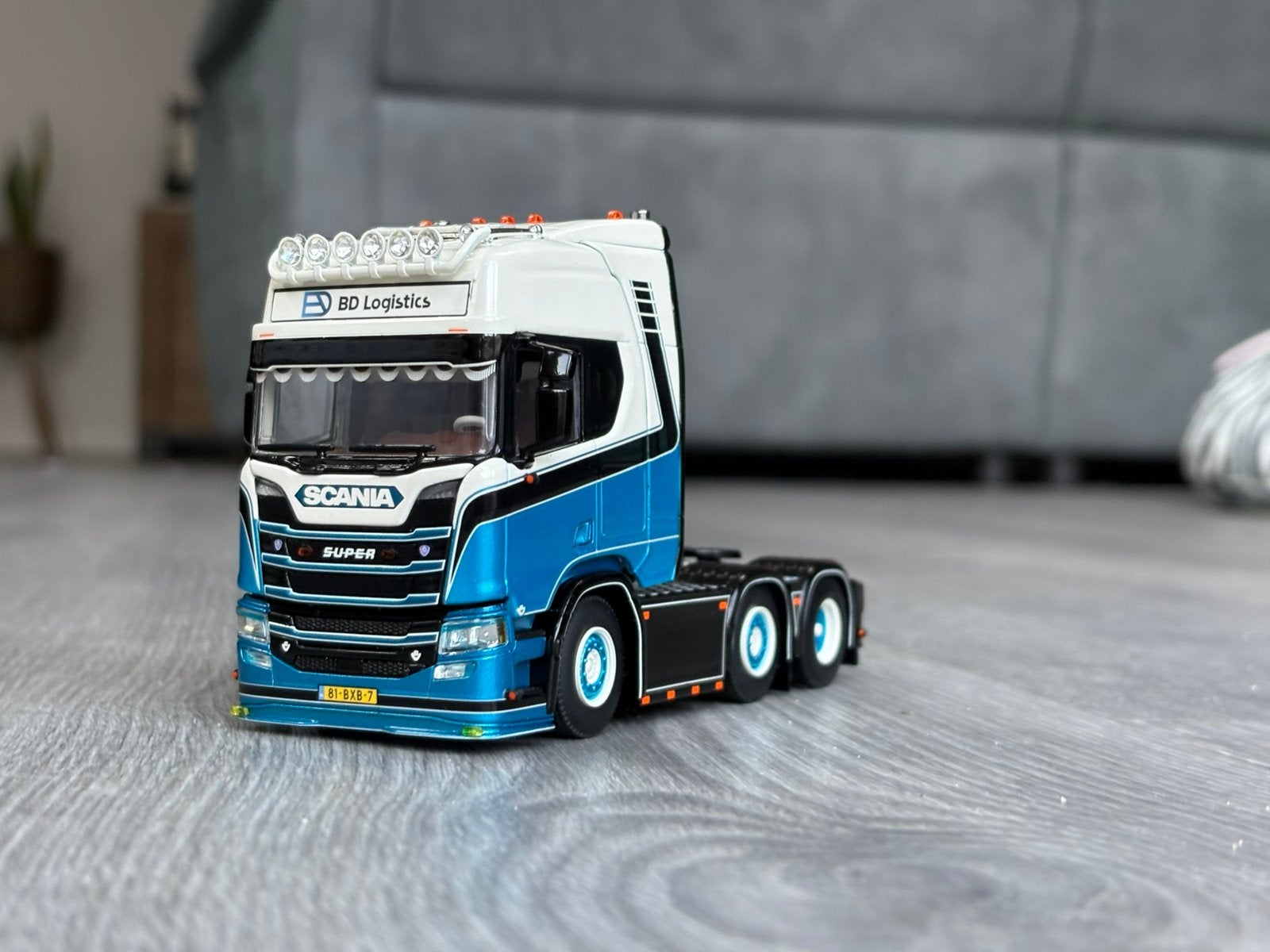 Wsi scania BD logistics, Ophalen of Verzenden, Zo goed als nieuw, Bus of Vrachtwagen, Wsi