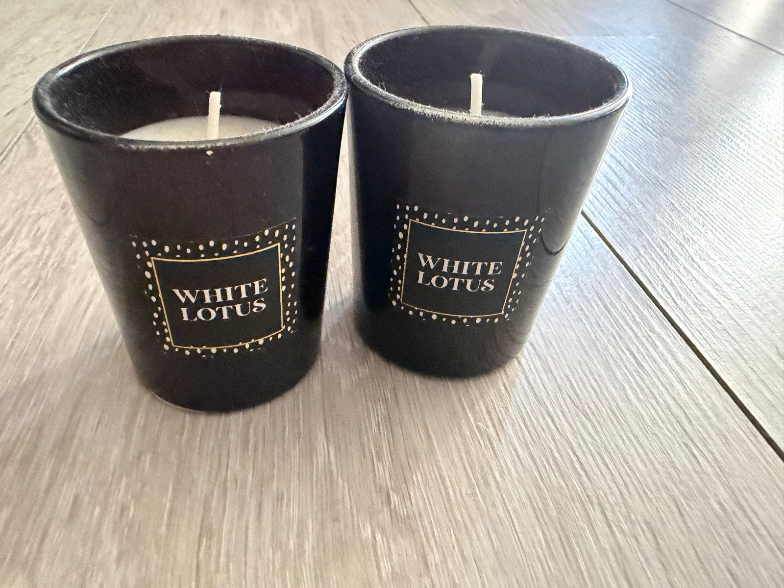Rituals White Lotus geurkaarsen (2 stuks), Ophalen, Zwart, Was, Zo goed als nieuw