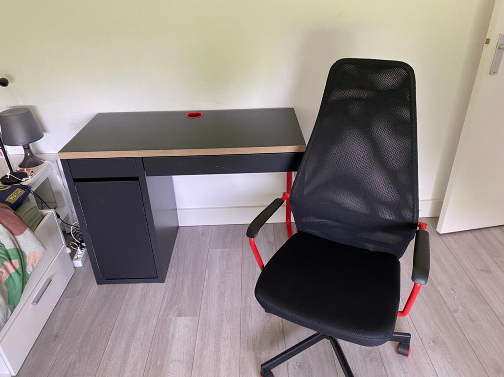 Bureau+ Stoel Ikea, Ophalen, Zwart, 105 cm, Gebruikt