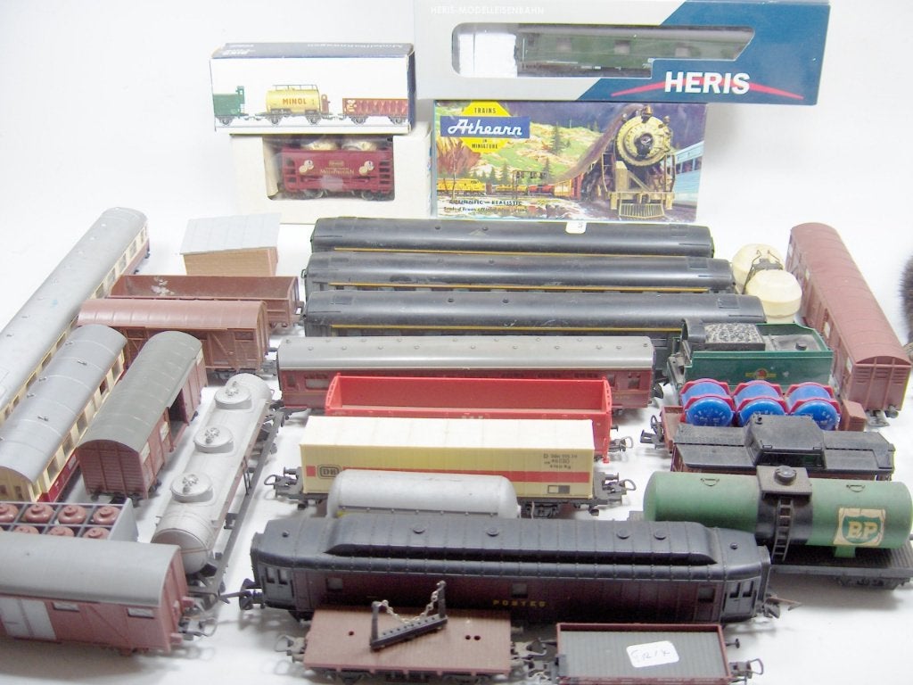 Kavel gelijkstroom wagons, Wisselstroom, Verzenden, Märklin, Nieuw