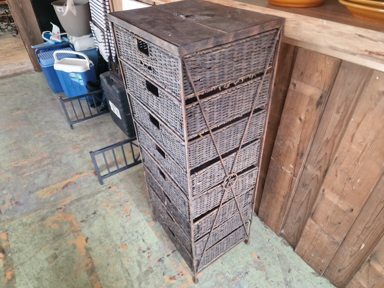 Ladenkast: 45x1.45m, riet, rotan, ijzer frame, hout, zgan!!, Huis en Inrichting, Kasten | Ladekasten, 5 laden of meer, 100 tot 150 cm