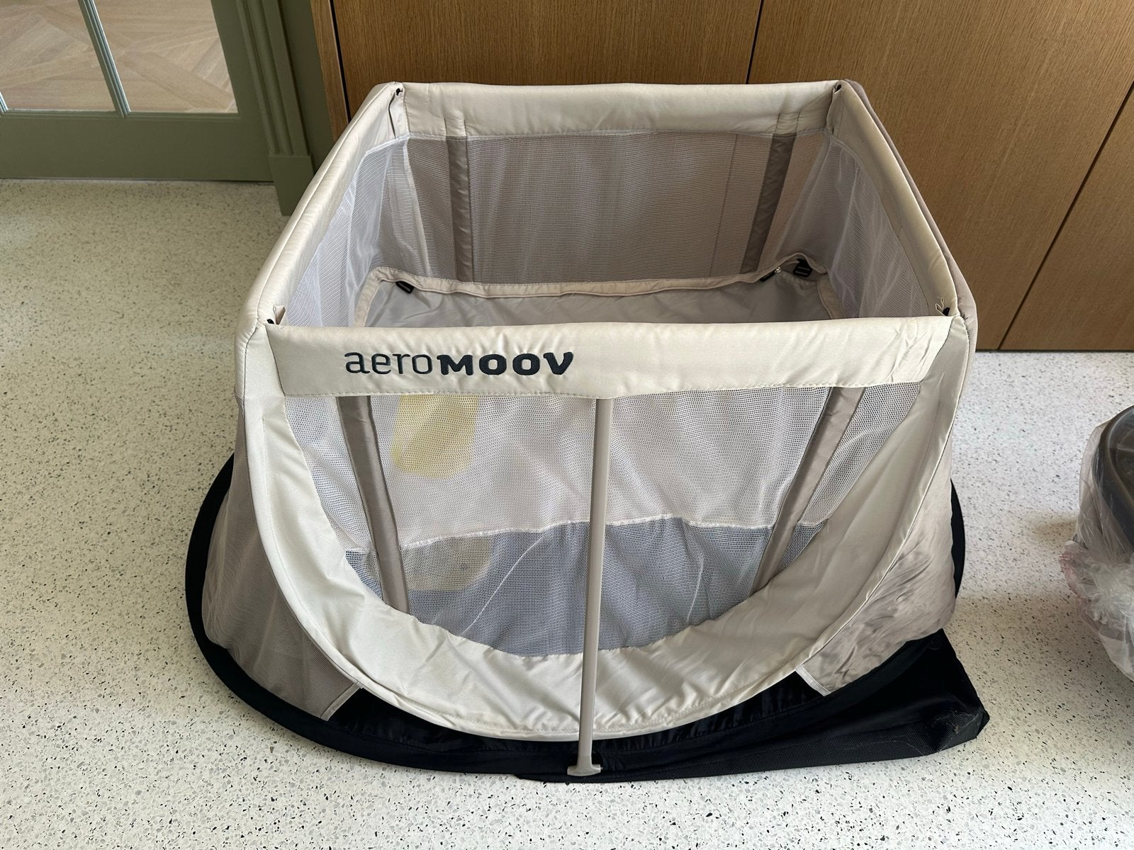 AeroMoov reiswieg/reisbedje, Ophalen, Gebruikt, Reisbedje