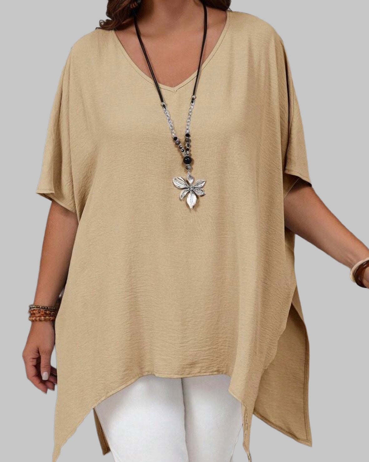 Comfortabele beige tuniek met V-hals (44-52), Verzenden, Nieuw, Beige, Blouse of Tuniek