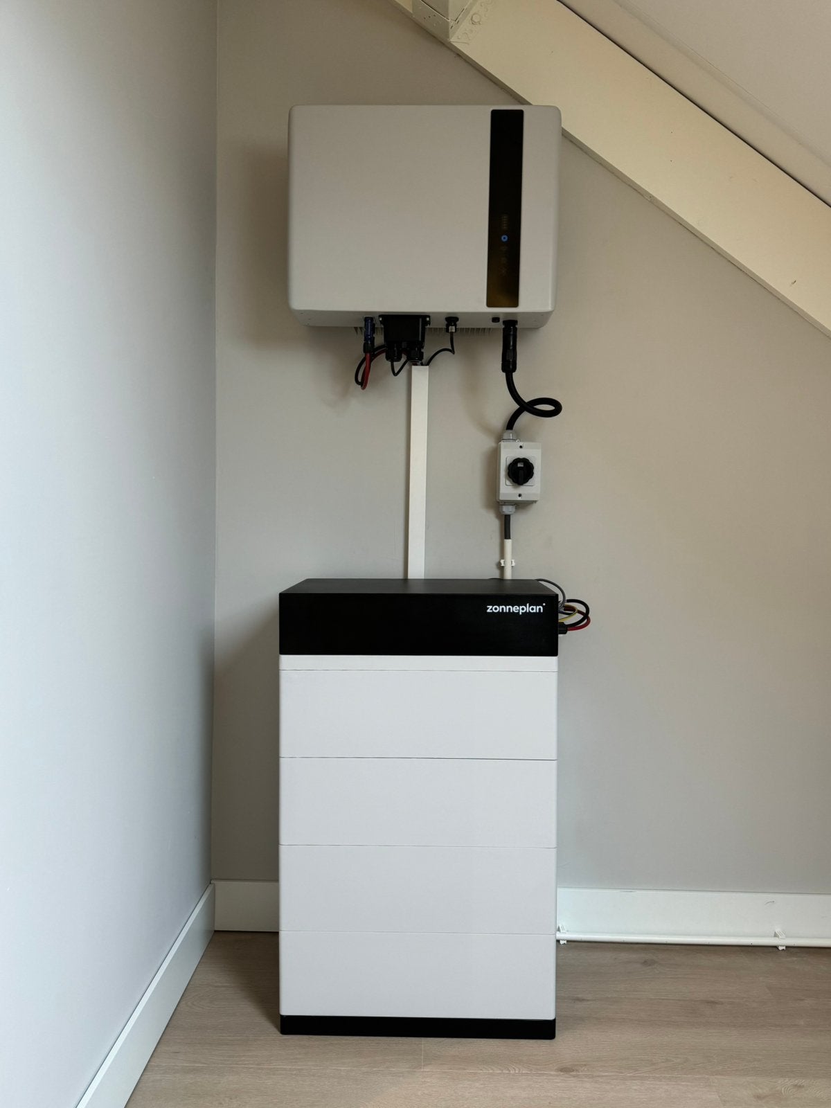 Zonneplan Nexus 20kWh 3 fase thuisbatterij, Doe-het-zelf en Verbouw, Zo goed als nieuw, 20 kWh