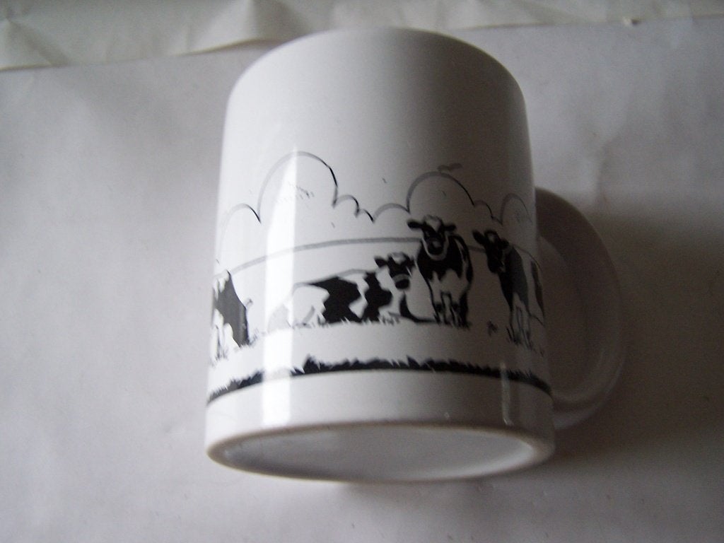 Mok met koeienprint + set van 2 bekers. Zie foto's., Keramiek, Landelijk/Boerenbont, Zo goed als nieuw, Mok