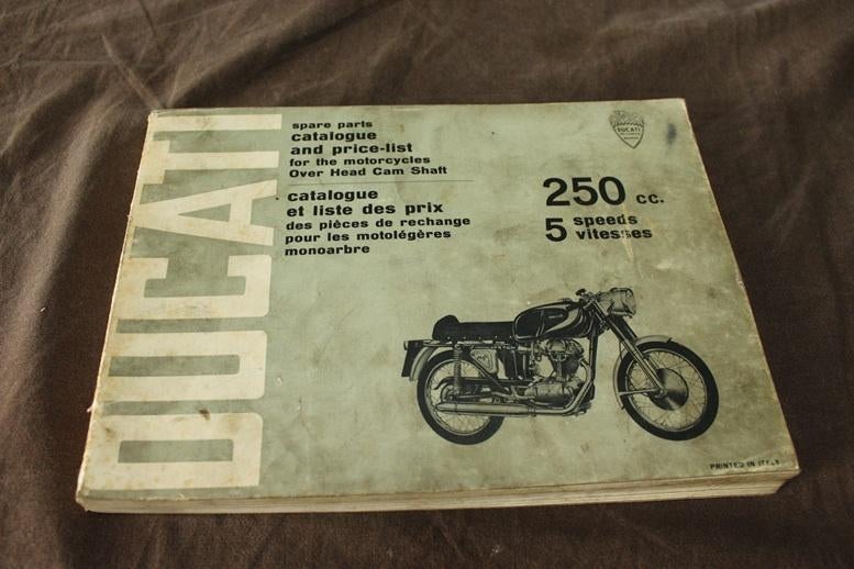 Ducati 1964/65 250cc 5 speed parts catalogue GT Monza mark 3, Motoren, Ophalen of Verzenden, Overige merken