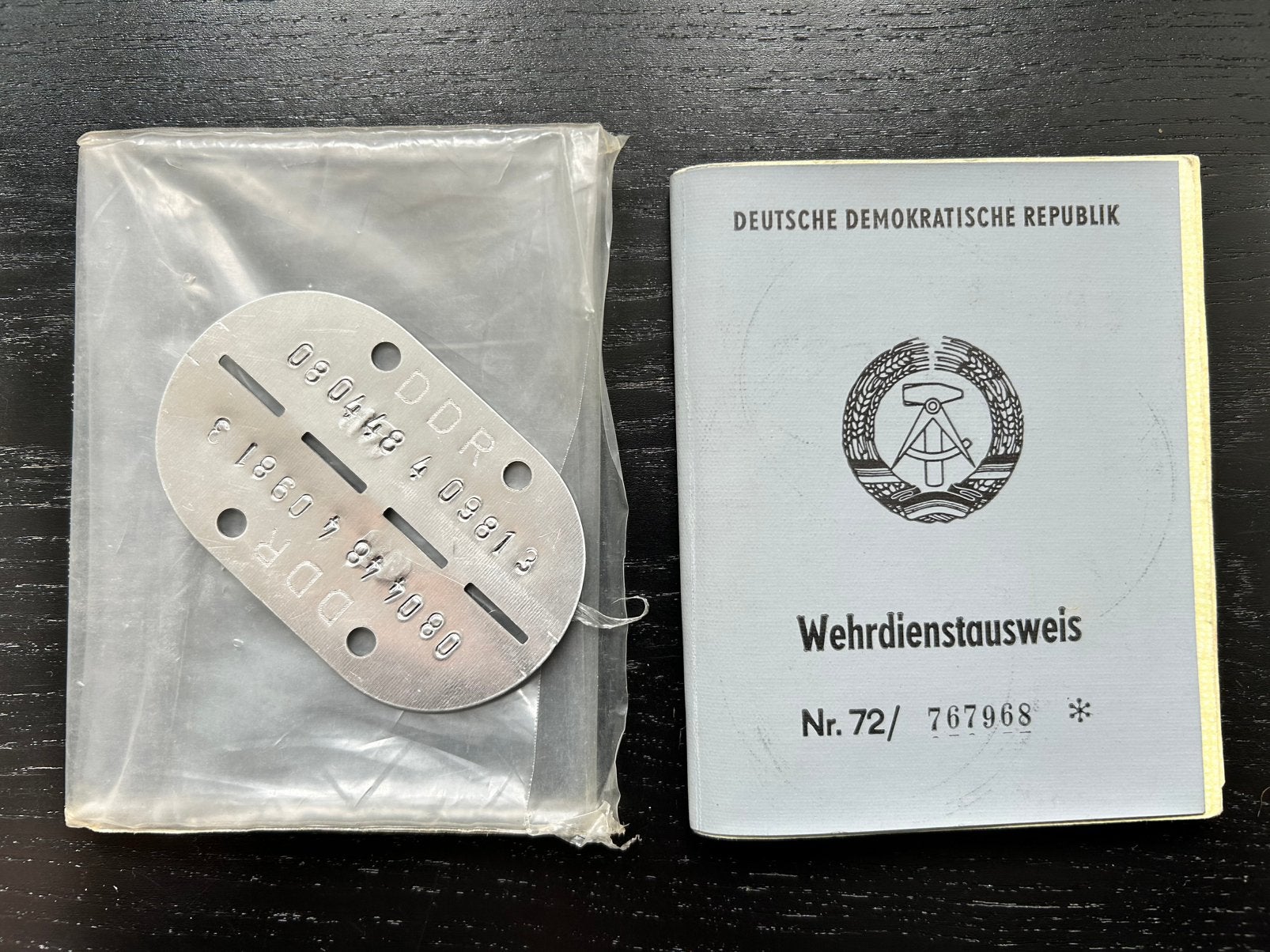 NVA Wehrdienstausweiss met EKM, Verzamelen, Ophalen of Verzenden, Landmacht, Duitsland, Overige typen