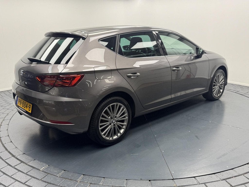 Seat Leon 1.4 TSi Xcellence Navigatie-Cr.contr-Clima-Carplay, Auto's, Seat, Voorwielaandrijving, 1141 kg, Gebruikt, 4 cilinders