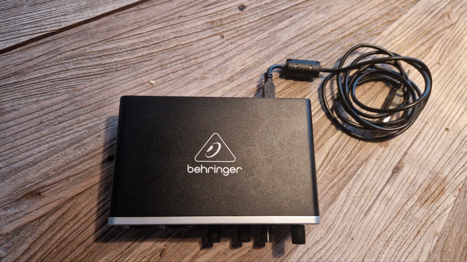 Behringer U-Phoria UMC202HD Audio Interface, Muziek en Instrumenten, Mengpanelen, Zo goed als nieuw, Minder dan 5 kanalen, Microfooningang