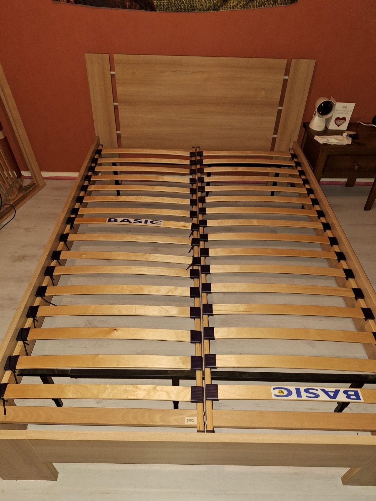 Tweepersoonsbed 140x200 met lattenbodems, Huis en Inrichting, Slaapkamer | Bedden, Ophalen, Gebruikt, Bruin, Tweepersoons
