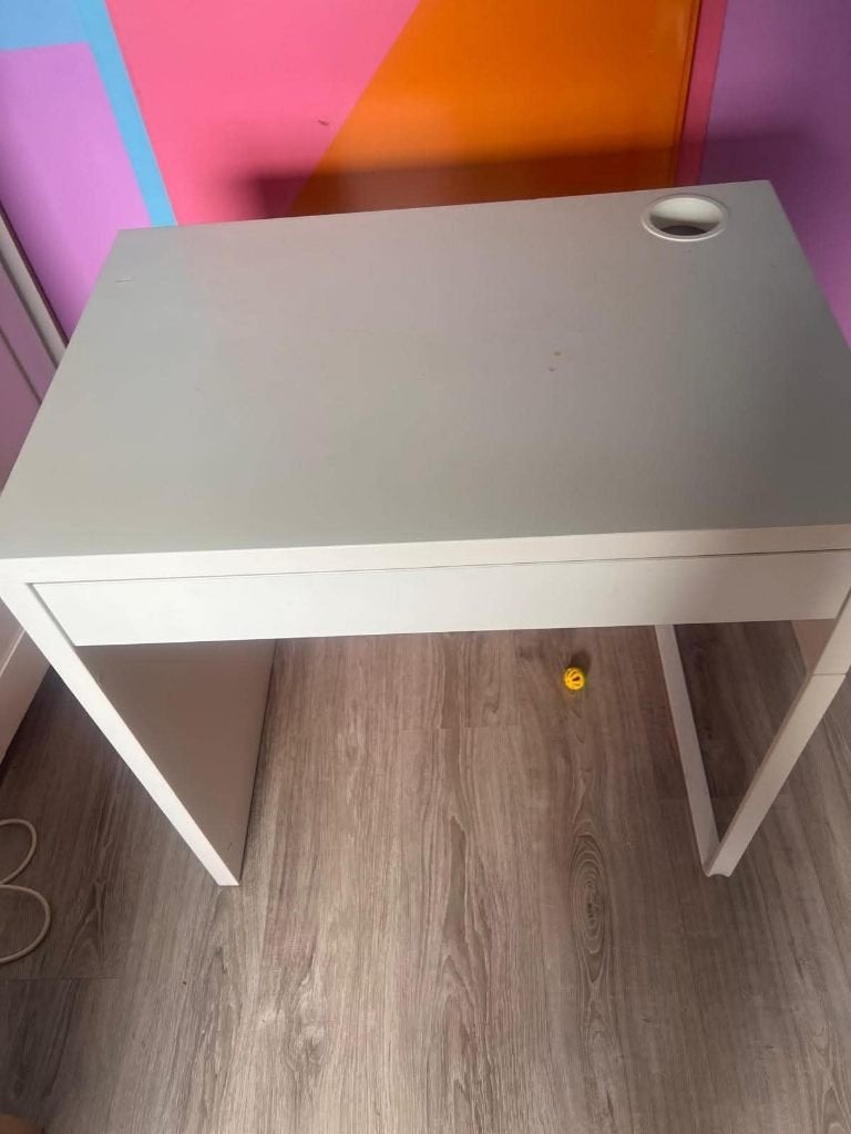 Bureau /computer tafel, Gebruikt, Overige merken, Computerbureau, Wit
