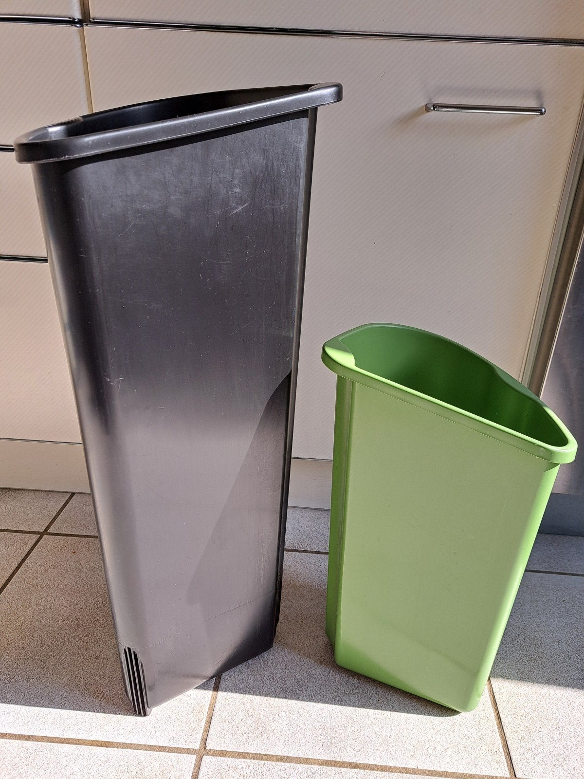 2 zgan Brabantia bakken 10 + 23 liter, 30 tot 40 liter, Ophalen, Zo goed als nieuw, Kunststof